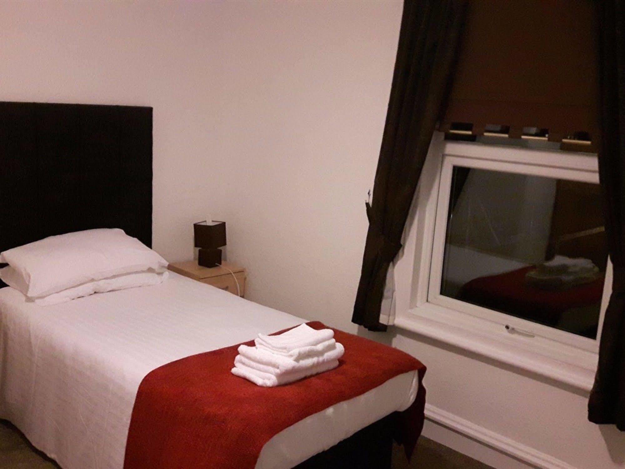 הרטלפול Trinity Guest House מראה חיצוני תמונה